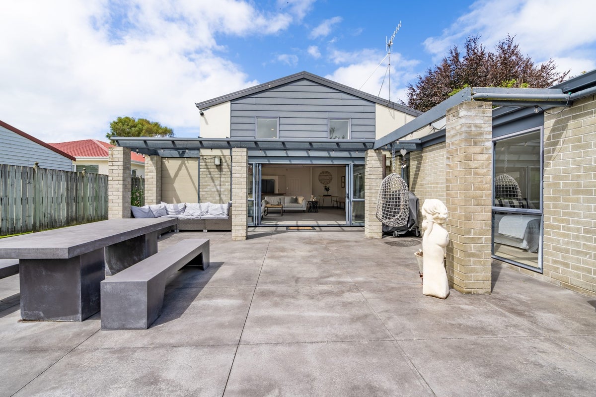 28 Bourke Street, Windsor, Invercargill - Carousel 2