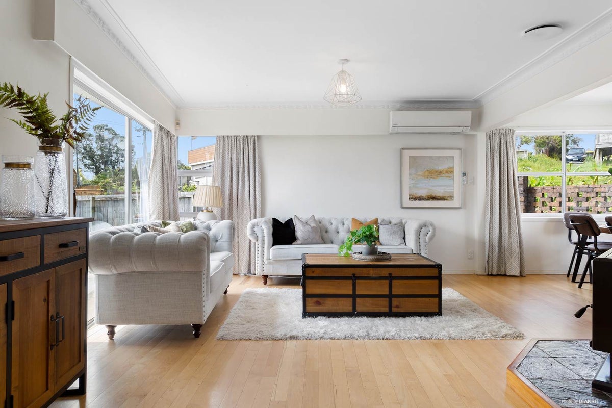 1/44 Seaview Road, Glenfield, Auckland - Carousel 2