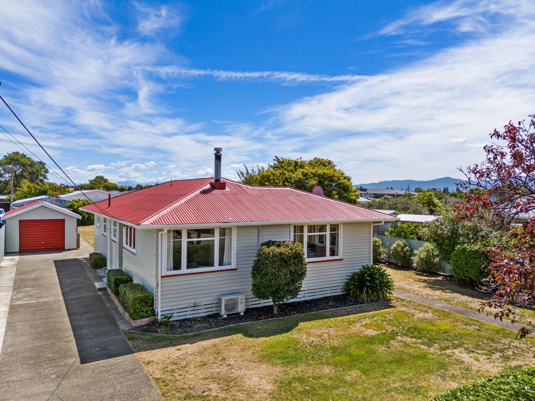112 Howick Road, Redwoodtown, Blenheim - Carousel 1