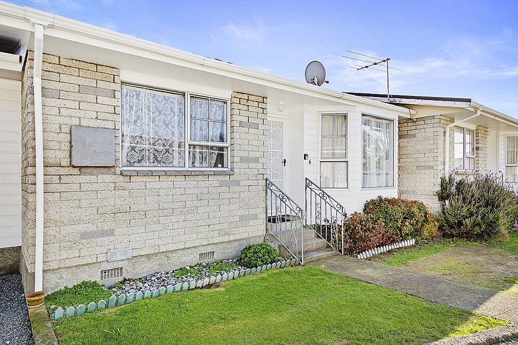 6/21 WAINUI RD, Waiwhetu, Lower Hutt - Carousel 1