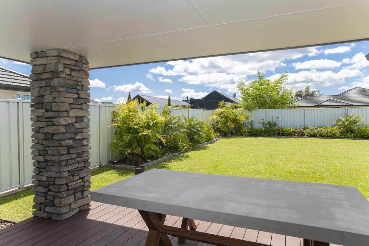 23 Joanne Street, Lytton West, Gisborne - Carousel 25