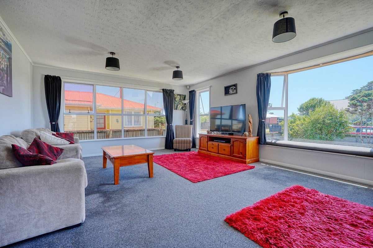 7 West Drive, Arahura Valley - Carousel 2