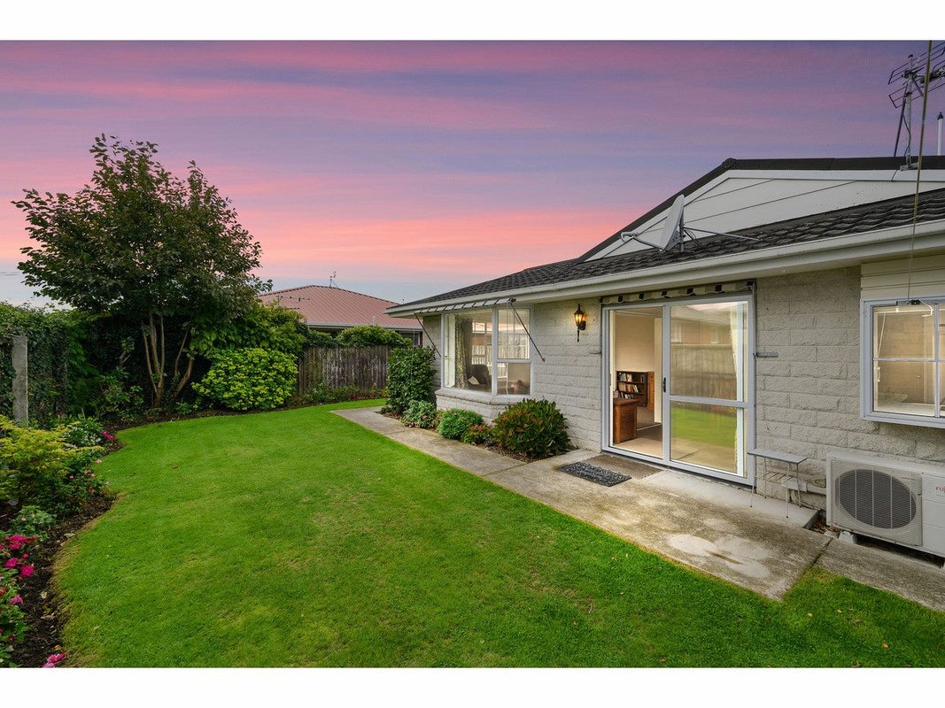 2/9 Nortons Road, Avonhead, Christchurch - Carousel 17
