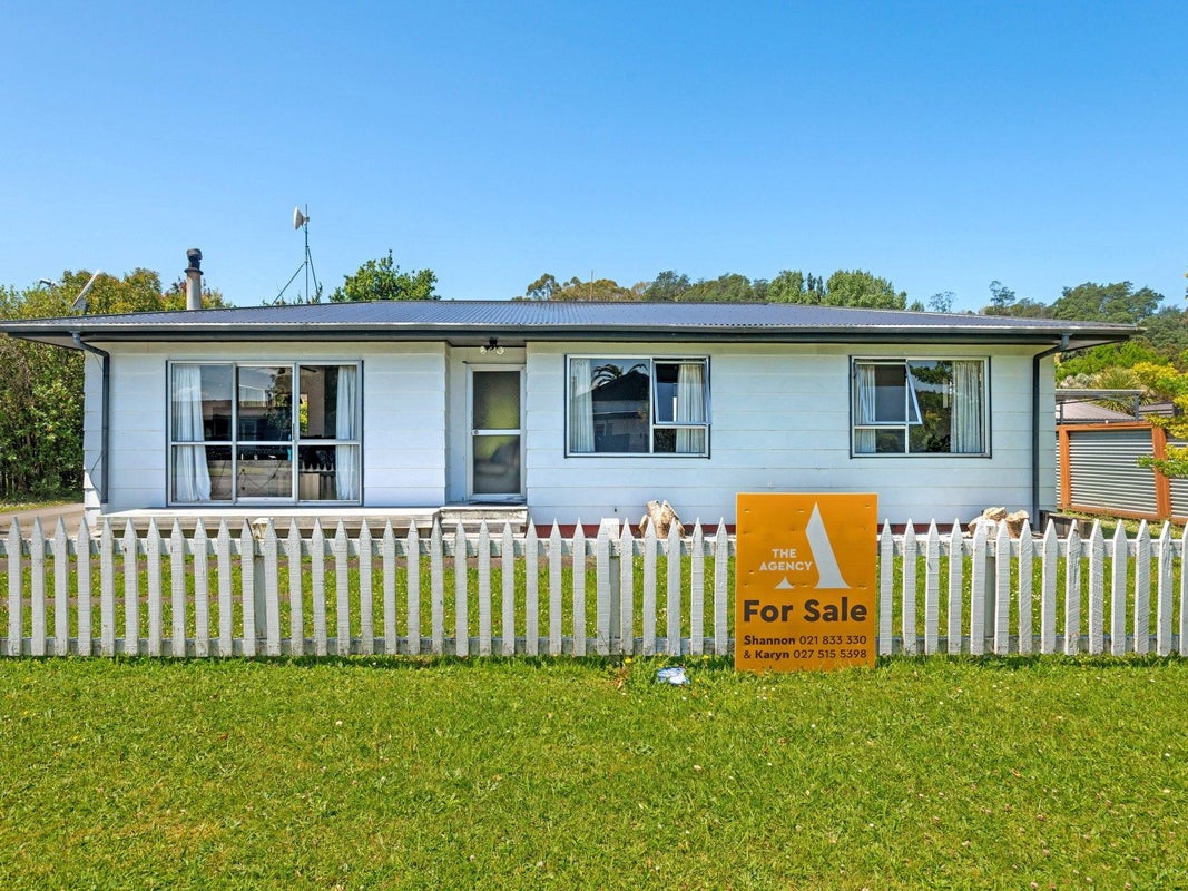 7 Newton Street, Outer Kaiti, Gisborne - Carousel 1