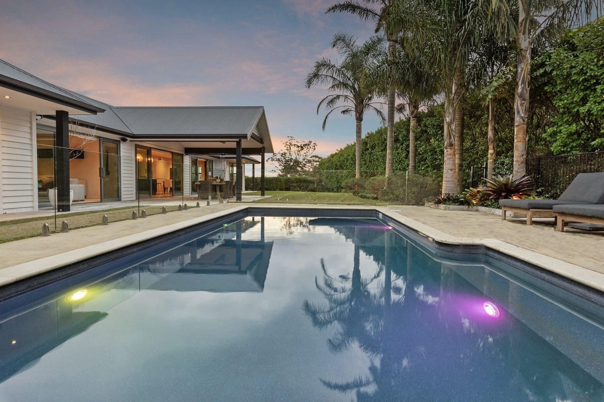 181 Old North Road, Kumeu - Carousel 1