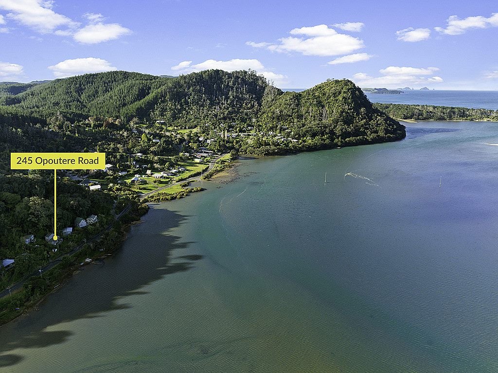 245 Opoutere Road, Opoutere, Whangamata - Carousel 34