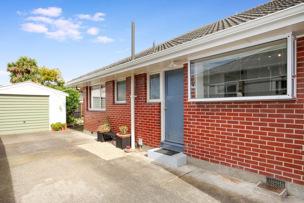 2/70 Neville Street, Spreydon, Christchurch - Carousel 1