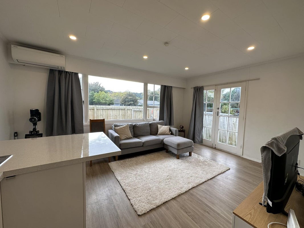 2/416 Fergusson DR, HERETAUNGA, UPPER HUTT - Carousel 2