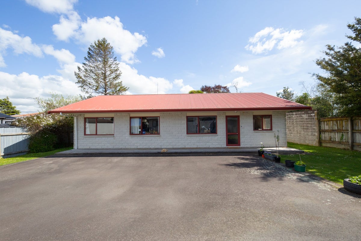 131A Church Street, West End, Palmerston North - Carousel 1