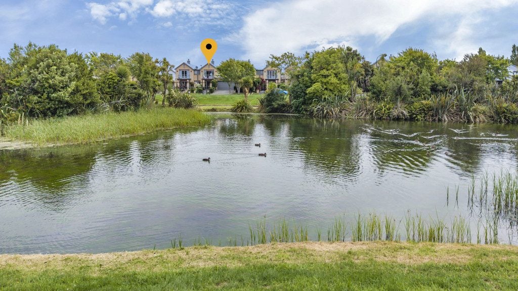 10 Waterford Avenue, Northwood, Christchurch - Carousel 1