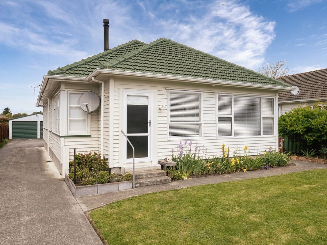 44 Andrew Street, Allenton, Ashburton - Carousel 1