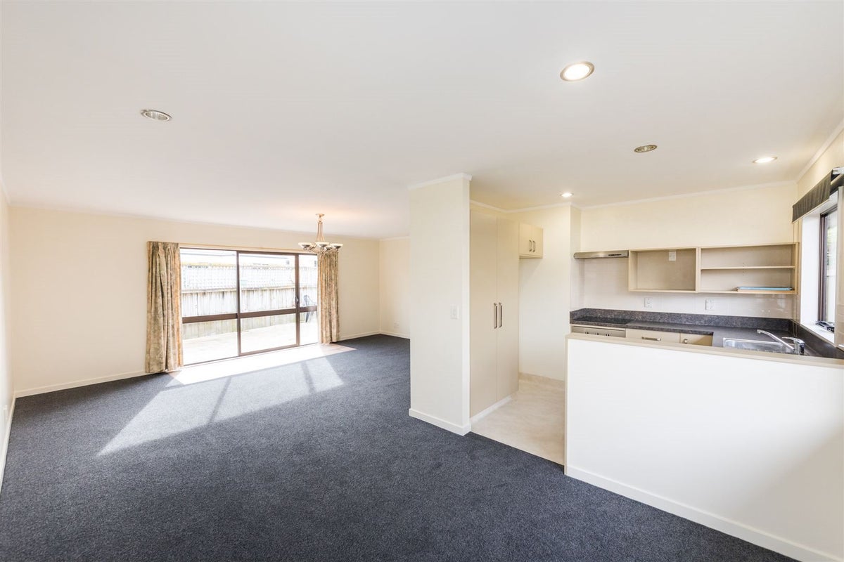 9 Purdie Place, Milson, Palmerston North - Carousel 1