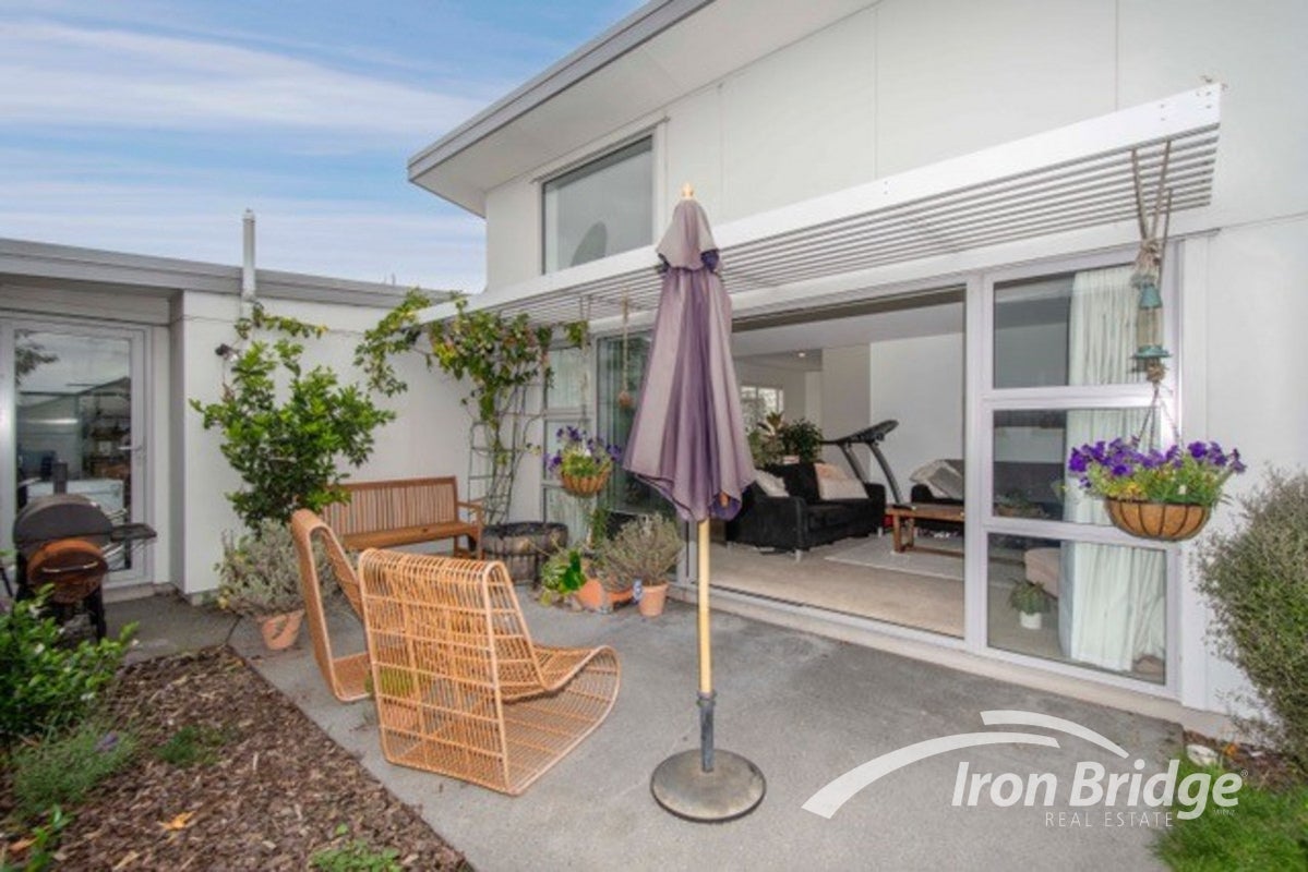 12/93 Packe Street, Edgeware, Christchurch - Carousel 11