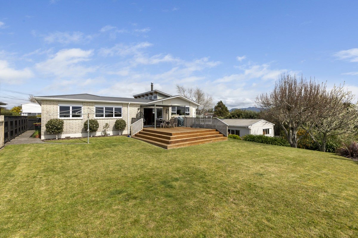 41 Discovery Place, Marfell, New Plymouth - Carousel 1