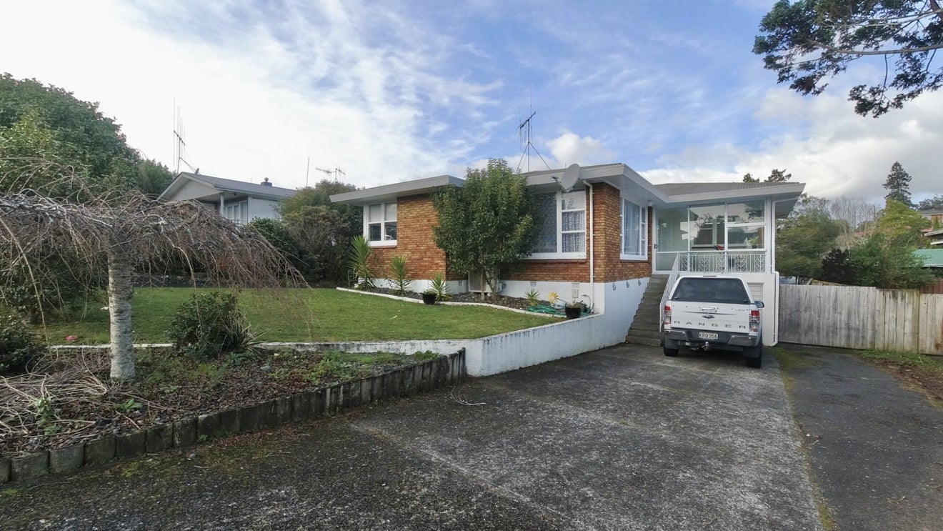 8 Vista Terrace, Hillcrest, Hamilton - Carousel 2