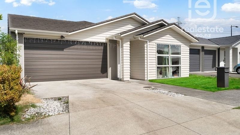 18 Gum Spear Road, Takanini, Auckland - Carousel 1