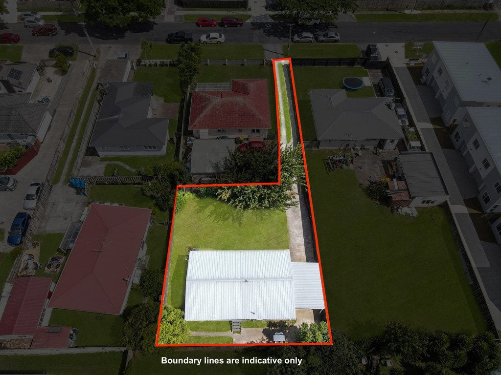 2/17 Kent Road, Manurewa, Auckland - Carousel 1