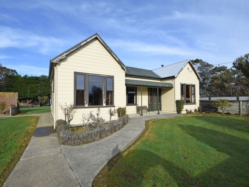 73 Wallacetown Lorneville Highway, Lorneville, Invercargill - Carousel 1