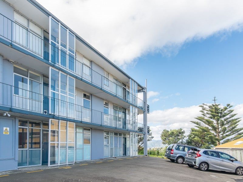 7B/23 Rangitane St, Maupuia, Wellington - Carousel 12