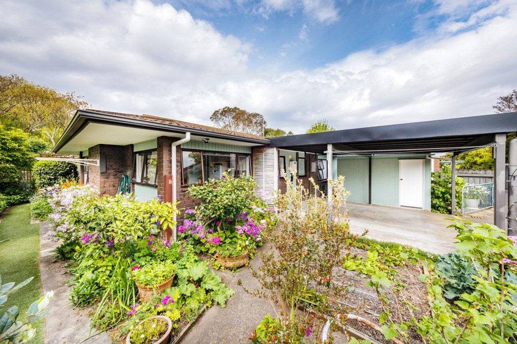 9 Baton Place, Highbury, Palmerston North - Carousel 2