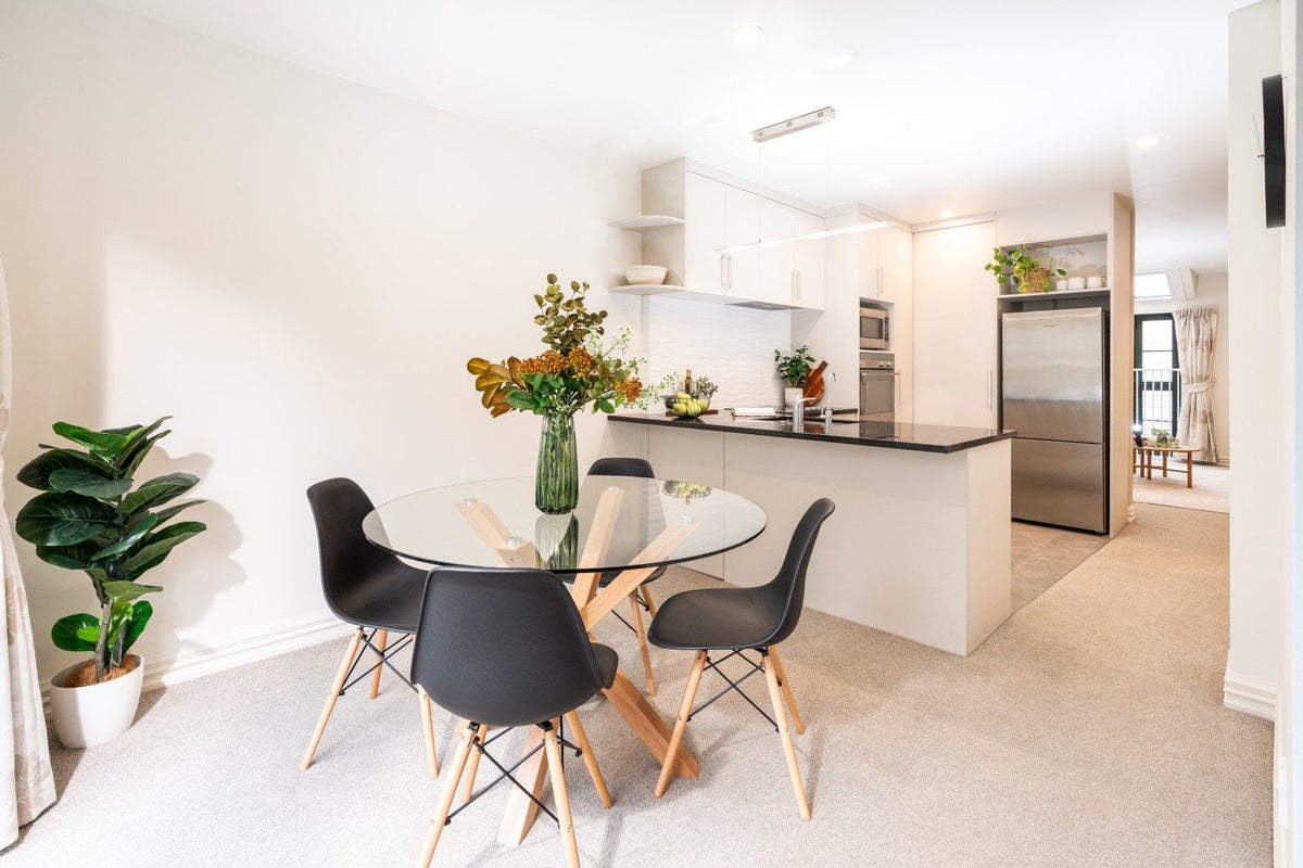 16B Hobson Street, Thorndon, Wellington, Wellington - Carousel 2
