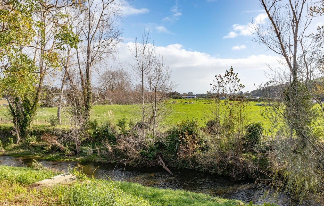19 Puriri Valley Road, Puriri, Thames - Carousel 24