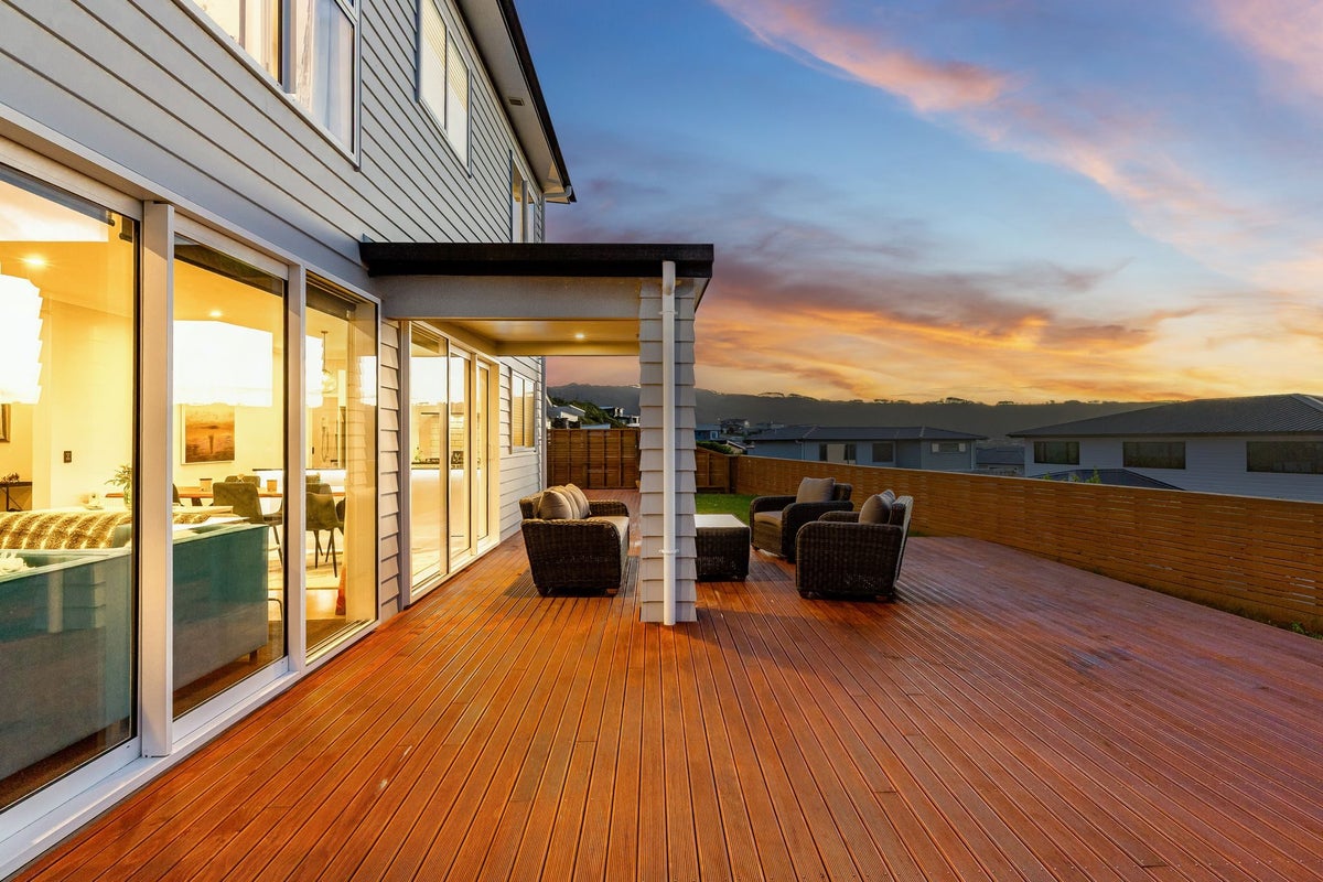 3 Okataina Way, Aotea, Porirua - Carousel 2
