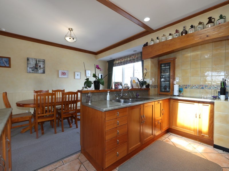 814 Eaton Road, Saint Leonards, Hastings - Carousel 2