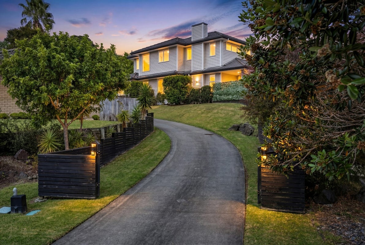 10 Bloomfield Rise, Stanmore Bay, Whangaparaoa - Carousel 1