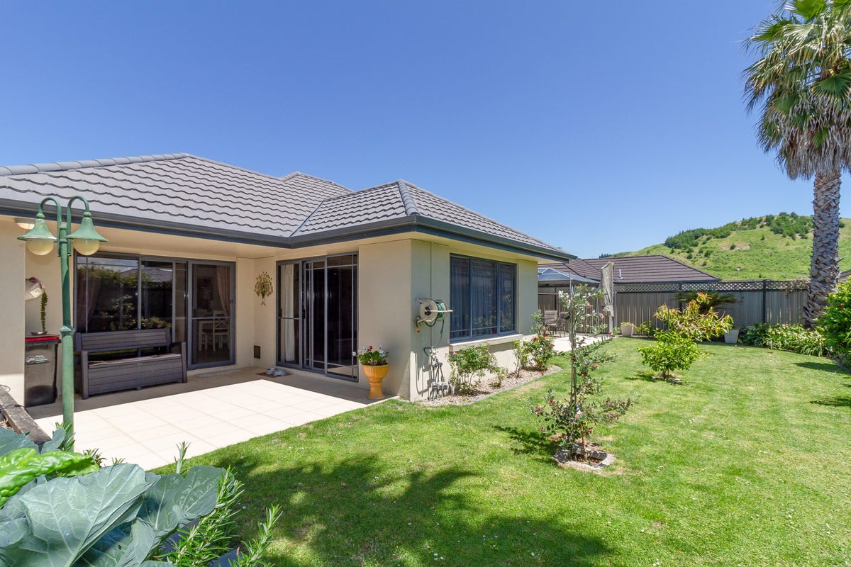25 Pinotage Drive, Greenmeadows, Napier - Carousel 2