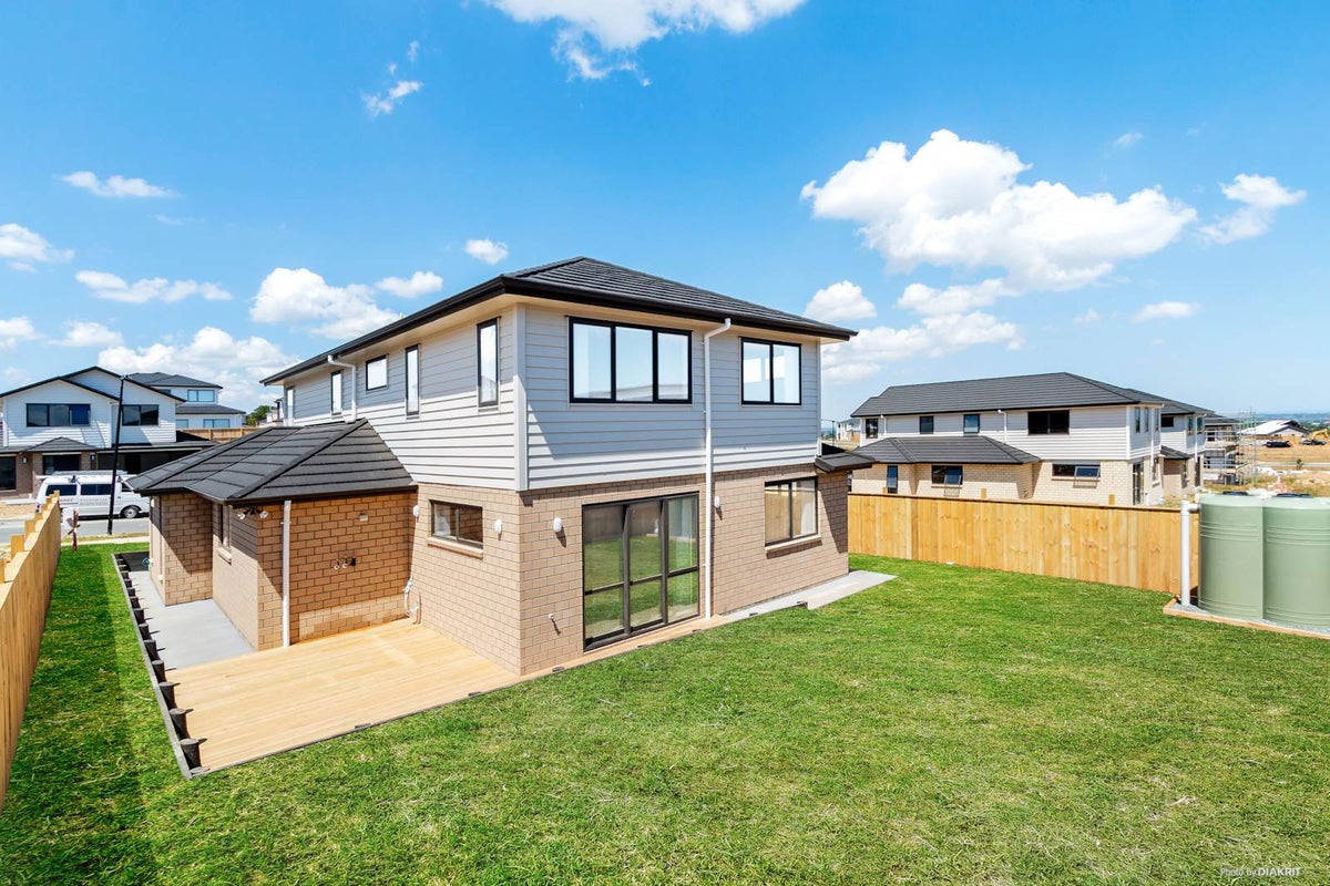 9 Te Aramanu Crescent, Papakura, Papakura - Carousel 2