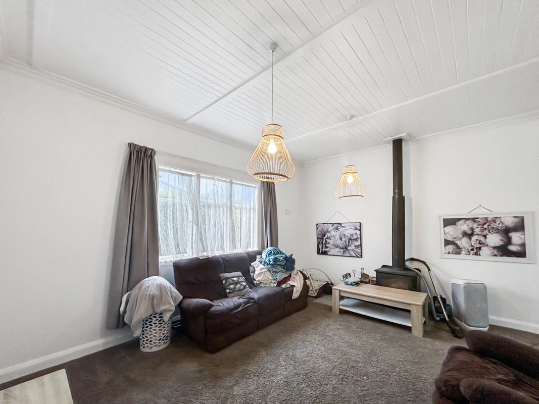 53 Roberts Avenue, Aramoho, Whanganui - Carousel 2