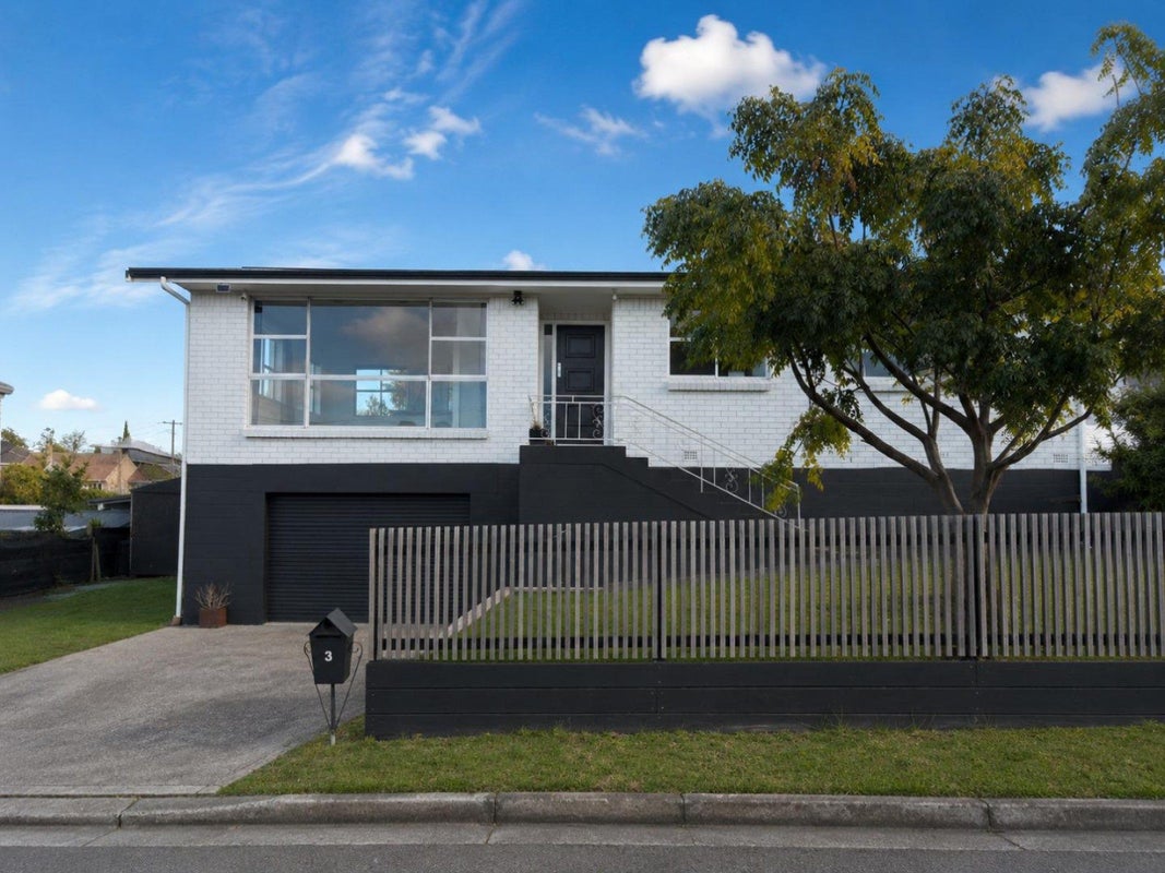 2/3 Rose Street, Maeroa, Hamilton - Carousel 1