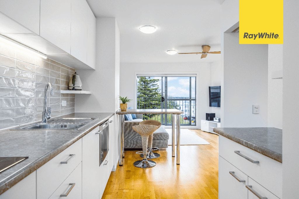 9D/18 Scotia Place, Auckland Central, Auckland - Carousel 1