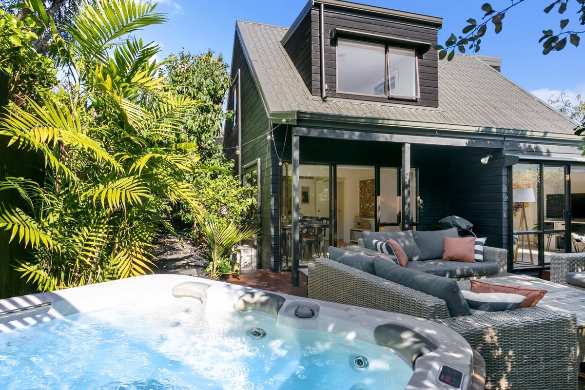 19B Yattendon Road, St Heliers, Auckland - Carousel 2