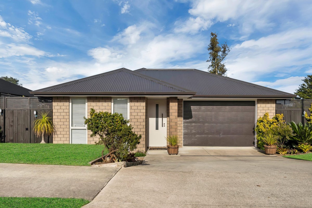 34 Rapana Drive, Tuakau, Tuakau - Carousel 1