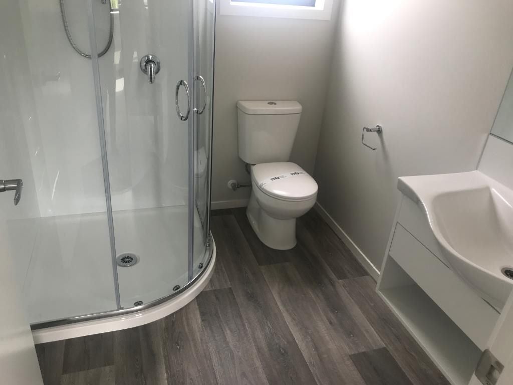 4/2 Lambert Court, Glenview, Hamilton - Carousel 2