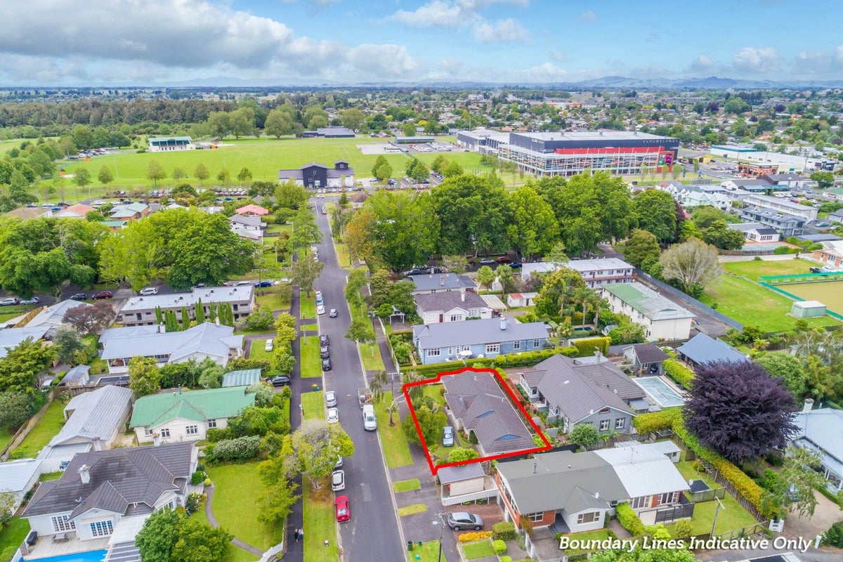 22 Piako Road, Claudelands, Hamilton - Carousel 29