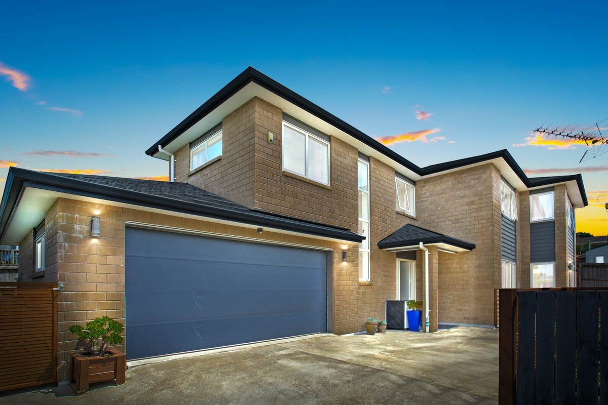 46B Miro Street, New Lynn, Auckland - Carousel 16
