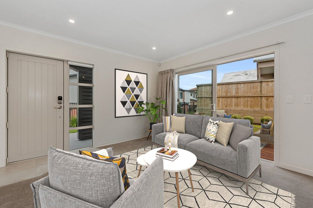 7/353 Hukanui Road, Rototuna, Hamilton - Carousel 2