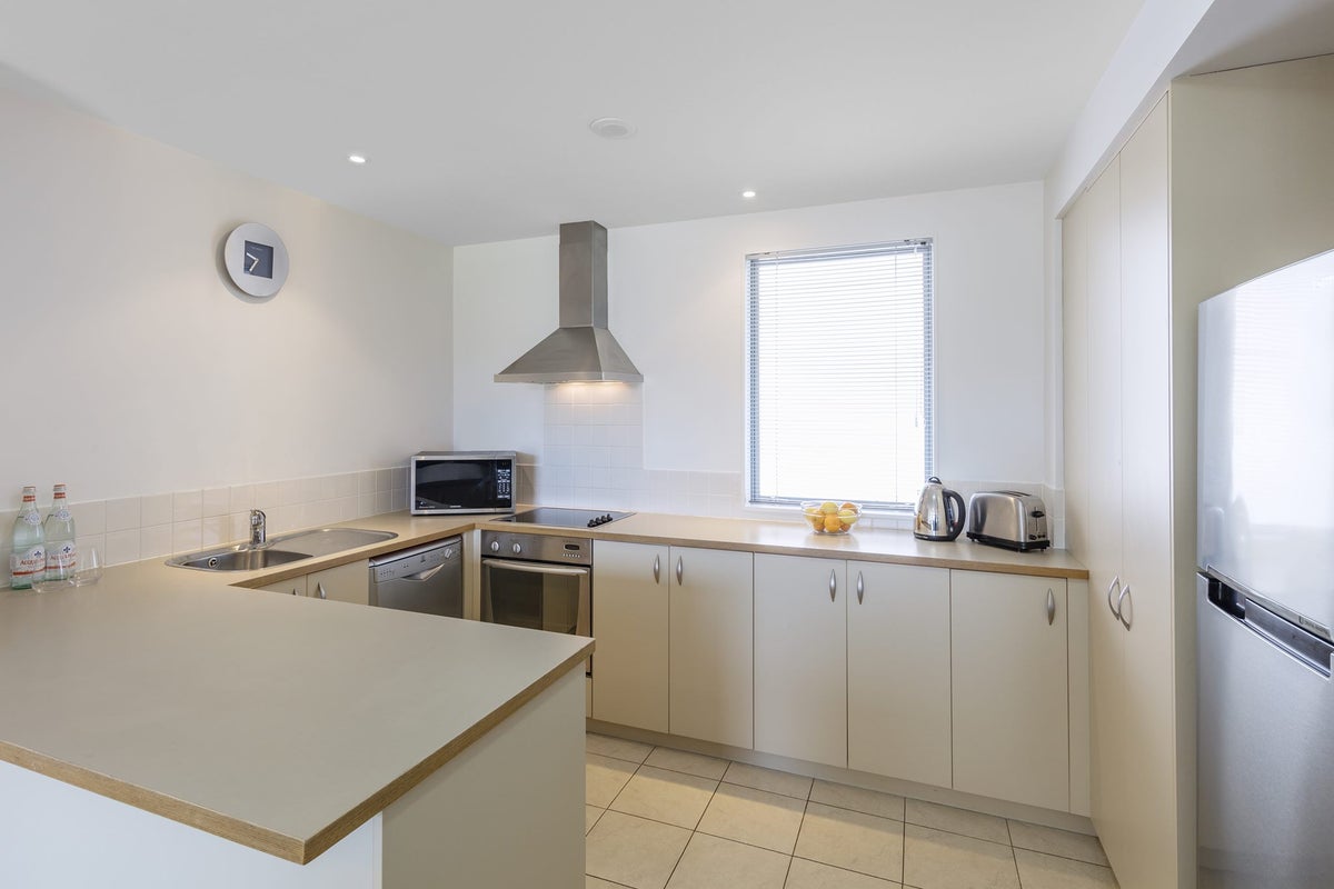 2/29 Opito Way, East Tamaki, Auckland - Carousel 2