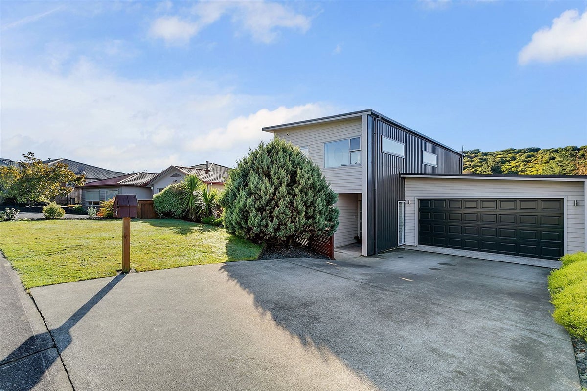 51 Te Puia Drive, Aotea, Porirua - Carousel 25