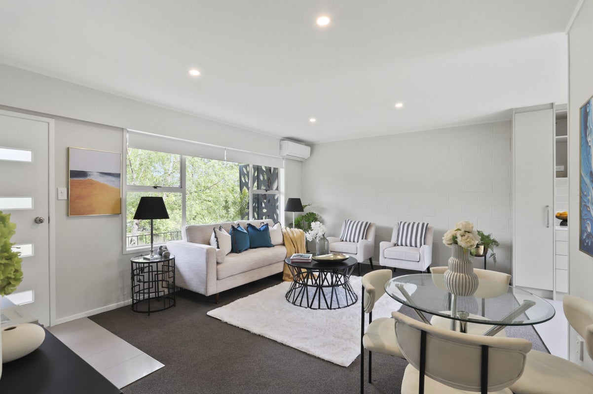 2/59 Newington Road, Henderson, Auckland - Carousel 2