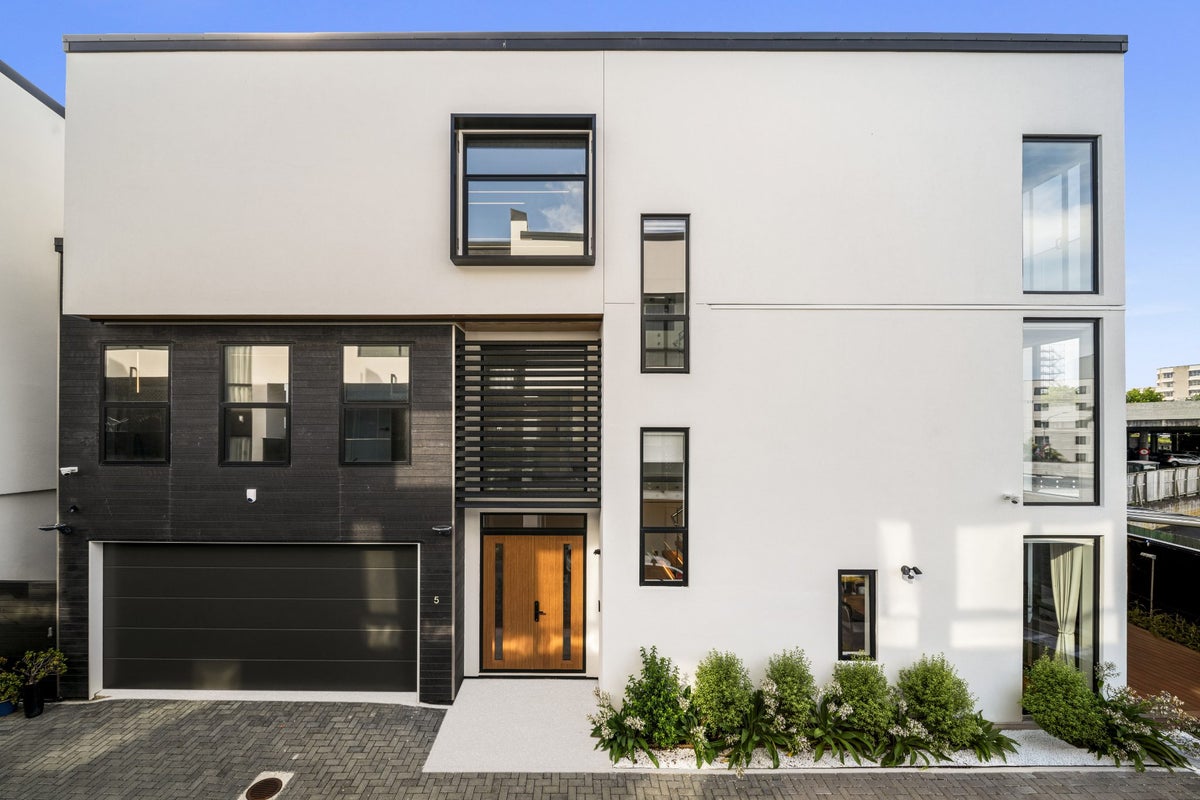 5/3A Campbell Road, Takapuna, North Shore City, Auckland - Carousel 2