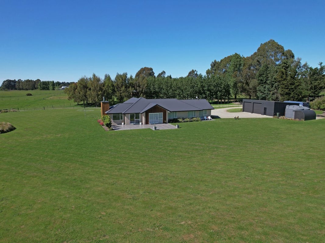 21 Trailview Lane, Weston, Oamaru - Carousel 25