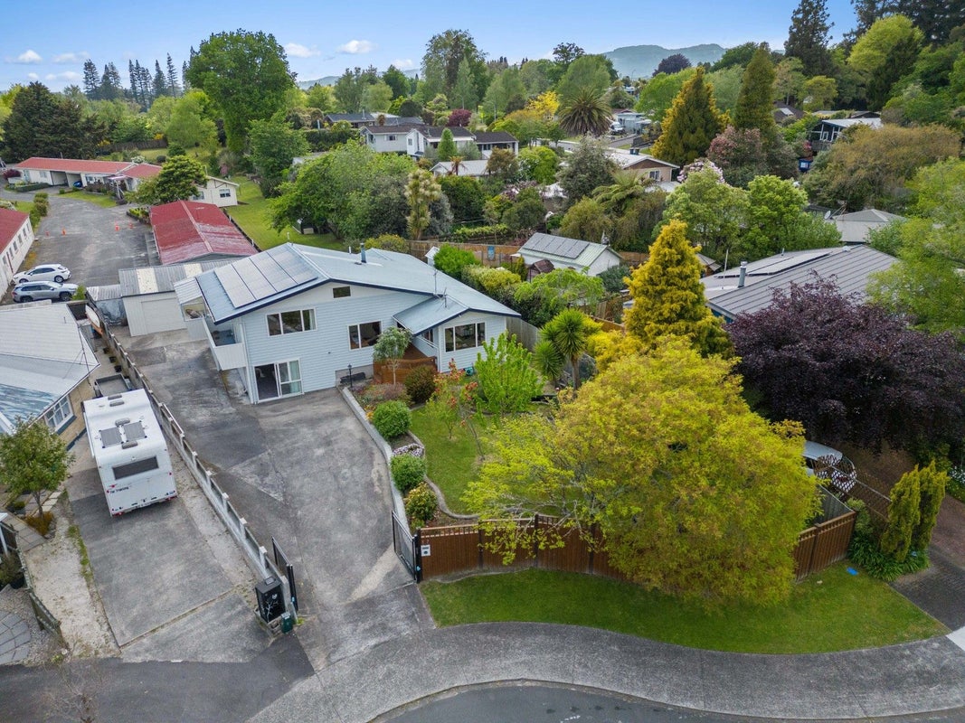 17 Awatea Terrace, Lynmore, Rotorua - Carousel 30