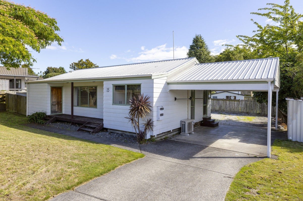 15 Kiddle Drive, Hilltop, Taupo - Carousel 1