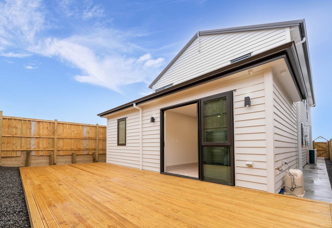 40 Christella Street, Flat Bush, Auckland - Carousel 4