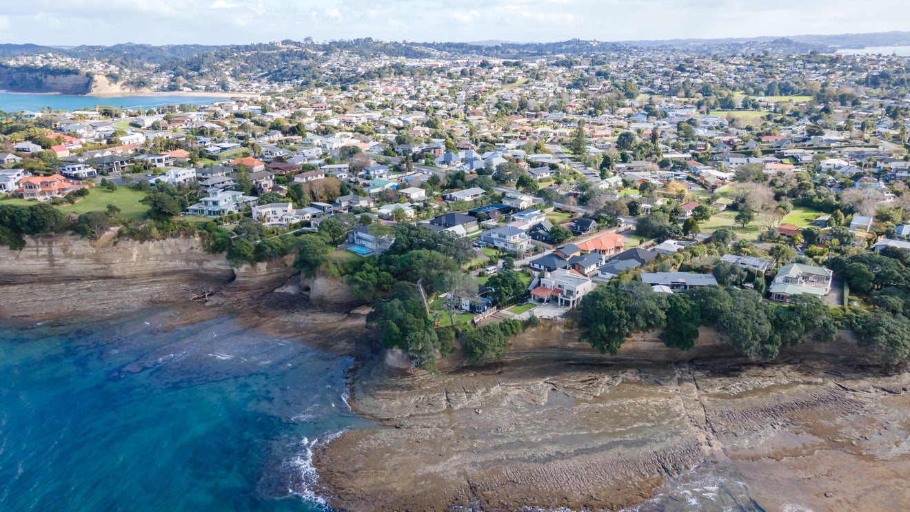 877 Whangaparaoa Road, Manly, Whangaparaoa - Carousel 19