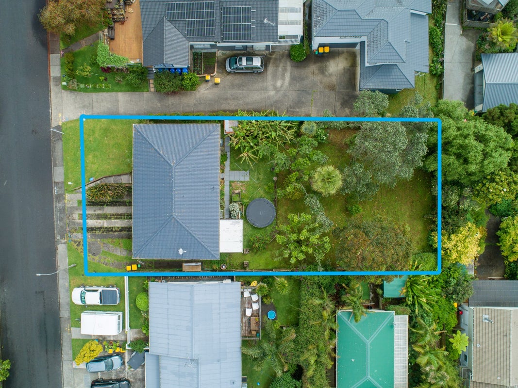32 Marlborough Avenue, Glenfield, Auckland - Carousel 2